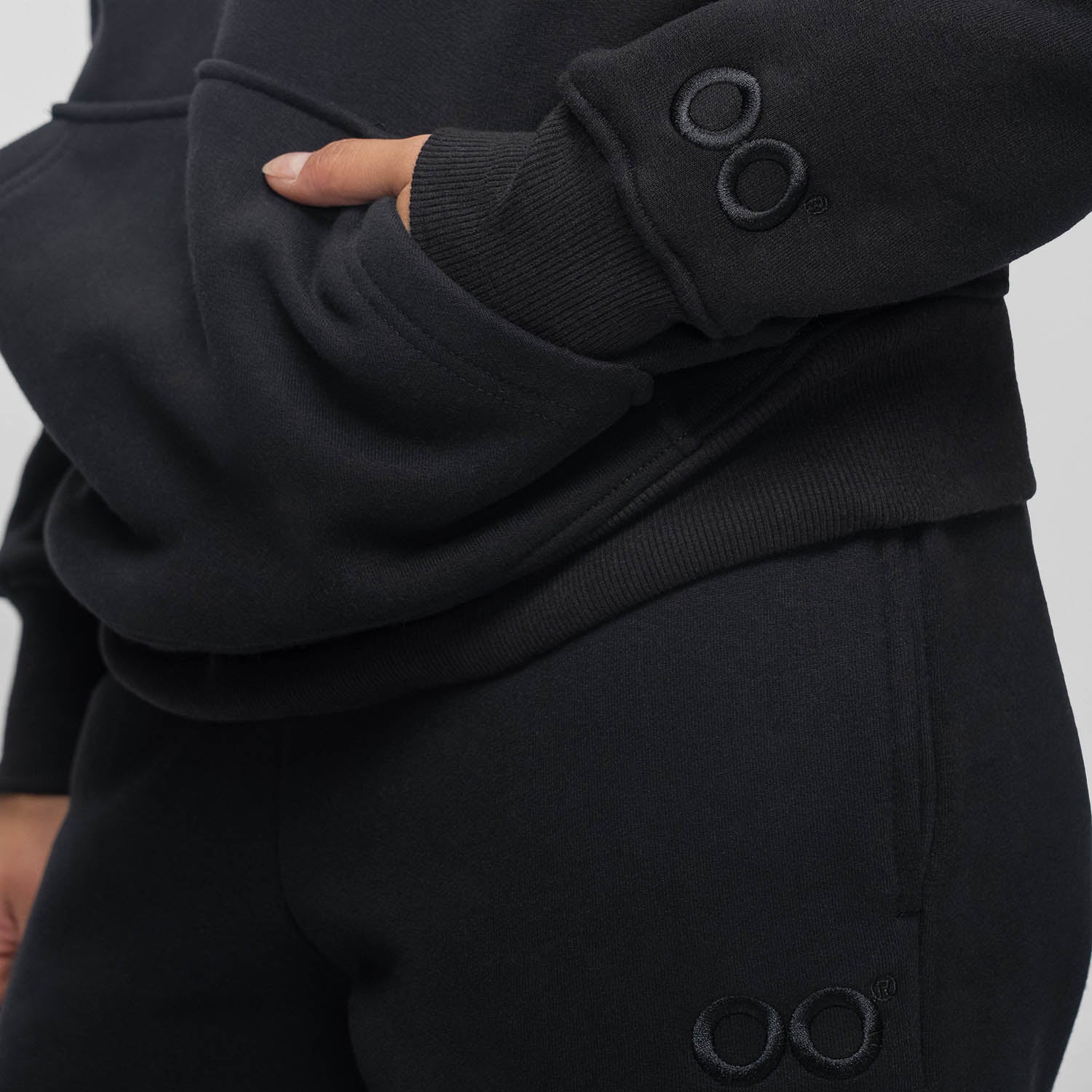 Black - Image 4